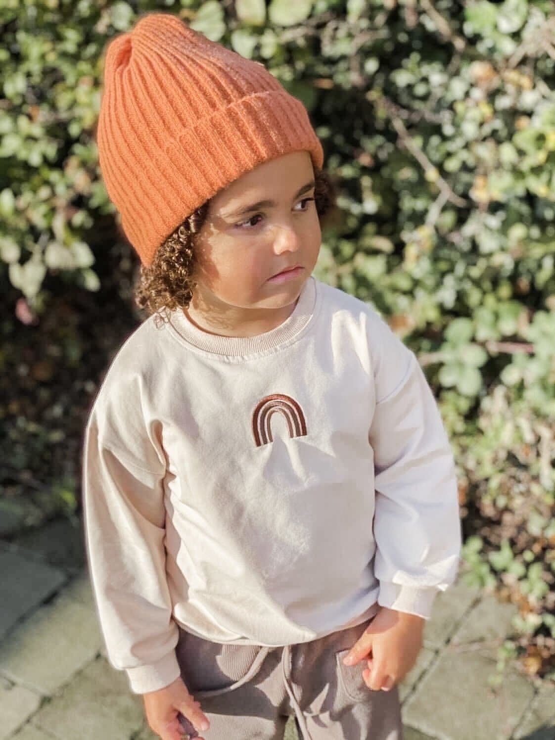 Rainbow sweater | milk