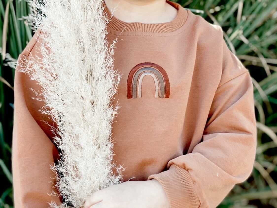 Rainbow sweater | rust